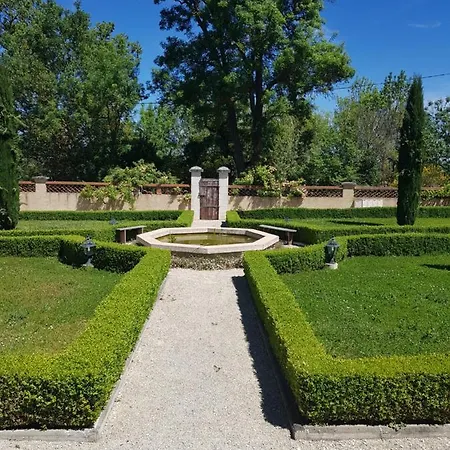 Propriete Le Monneton Bed & Breakfast Sainte-Christie