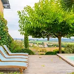 Propriete Le Monneton Bed & Breakfast