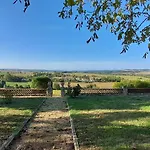 Propriete Le Monneton Bed & Breakfast Sainte-Christie