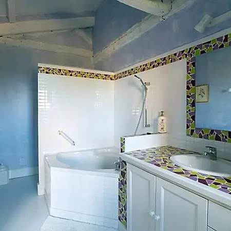Propriété Le Monneton Couette-café Sainte-Christie